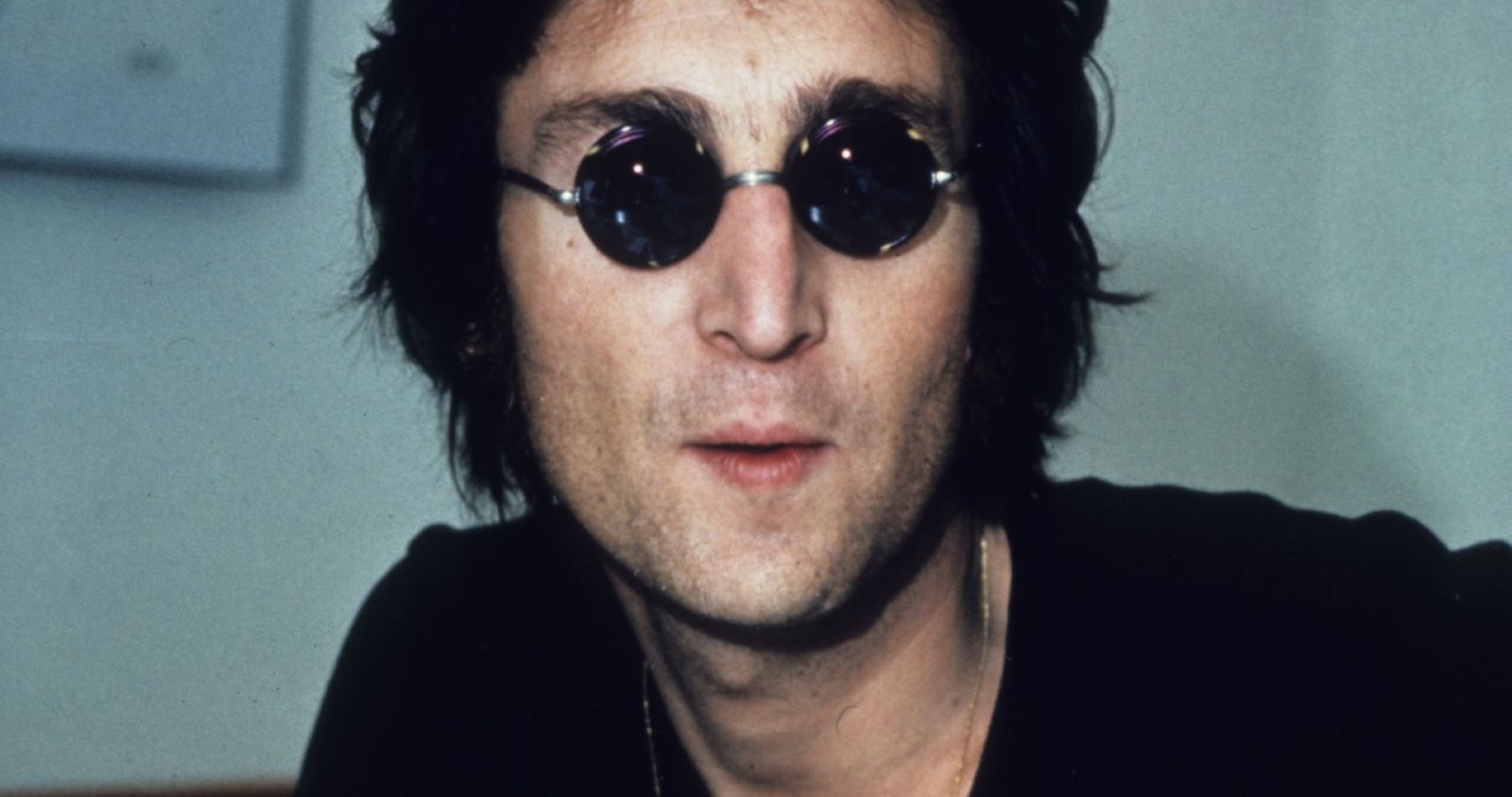 8 grudnia 1980 roku zginął John Lennon