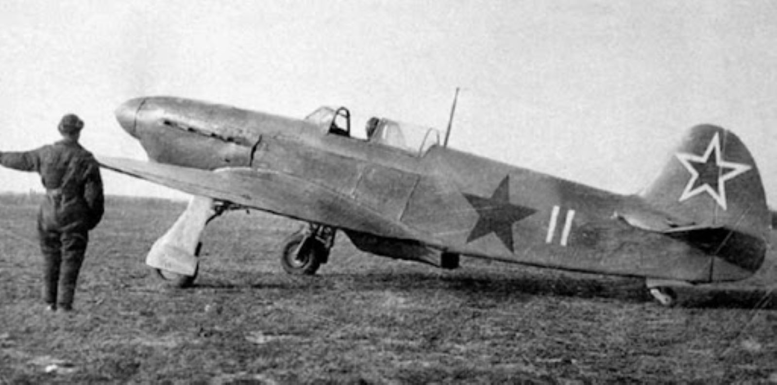 13 stycznia 1940 roku oblatano prototyp myśliwca Jak-1